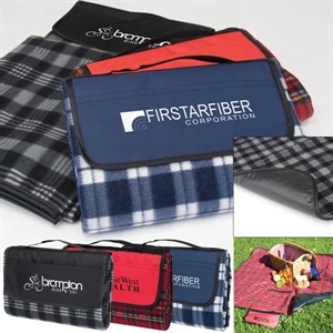 Playful Plaid Picnic Blanket Made From 100% Polyester 160 Gsm Fleece Material