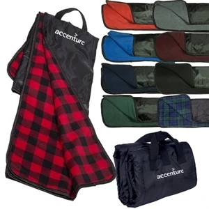 Fleece Nylon Picnic Blanket, Features Attached Carry Handles And Velcro Pockets