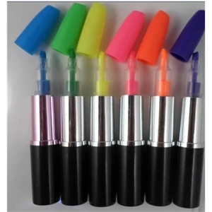 Lipstick highlighter pen