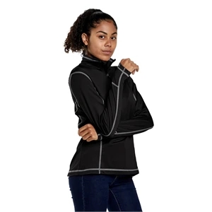 Women's Adapter Quarter Zip