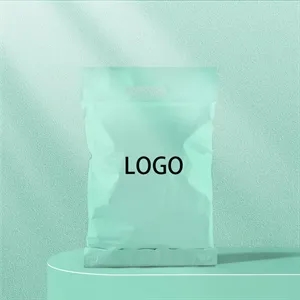 Poly Mailers With Custom Size, Color And Imprint