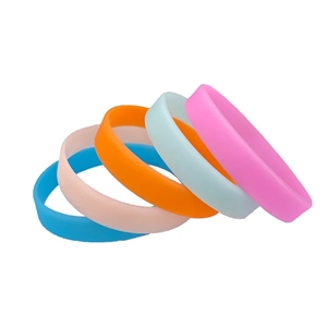 Fluorescent silicone bracelet