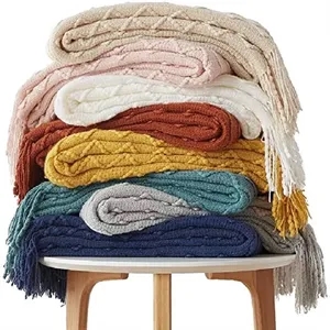 Inhand Knitted Throw Blankets