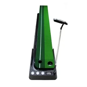 Indoor golf putting green