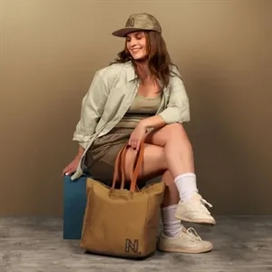 5-PANEL HAT - FLAT BRIM - STRUCTURED - POLY TWILL 4CP