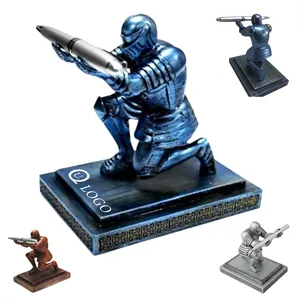 Knight Pen Holder