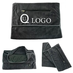 Fitness Towel With Zipper Pocket