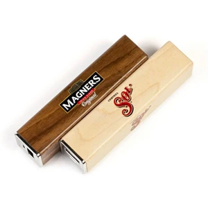Custom Logo Wooden Emergency  Charger 2600mAh with UL Battery