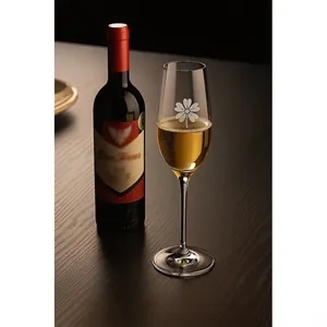 Custom Engraved Champagne Flutes - 7.5 oz