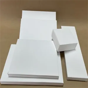 Sturdy sorted-color Gift Boxes for Presents