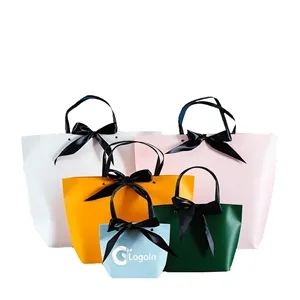 Cute Bowknot Tote Bag of Paper with Handles