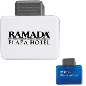 Targetline - Rectangular Translucent Magnetic Clip With Black Rubber Grip