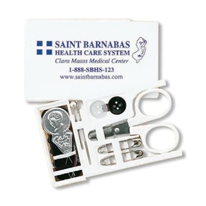 Compact Sewing Kit With Five Thread Colors, Needle Threader, Scissors And More