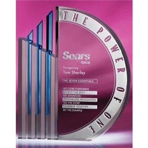 Koncept Iv - Award Featuring Superb Lines, Striking Angles And Rich Color