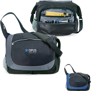 Carrier - Messenger Bag Made Of 600 And 1680 Denier Polyester. Holds A 17" Laptop