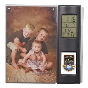 N-dome (tm) - Photo Frame With Built-in Easel Stand, Features A Vertical 4" X 6" Photo