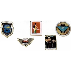 3/4" - Photoart Lapel Emblem With Photographic Decal With Epoxy Dome And Military Clutch