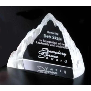 Matterhorn Pristine Gallery - 4 1/4" X 3 1/4" X 1 3/4" - Award Made Of Optical Crystal