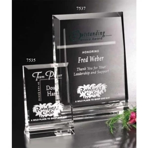 Ventura Pristine Gallery - 5" X 7" X 1 1/2" - Award Made Of Optical Crystal