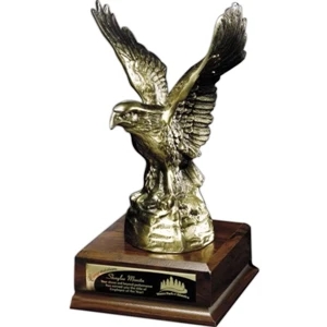 Noble Eagle Eagle Gallery - Award With Bronze Eagle On Walnut Base. Blank