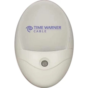 Plug In Led Night Light With Sensor, Illuminates And Dims According To Surroundings