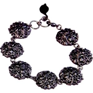 Eevah Steel Garden - With Tag - Make A Statement In This Gunmetal Round Charm Bracelet With Leaf For Personalization