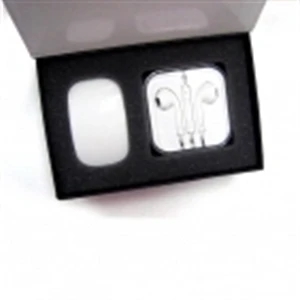 Ac Charger With Stereo Earphone Gift Set, Gb3019 (mini Wall Adapter + Earphone Jack)
