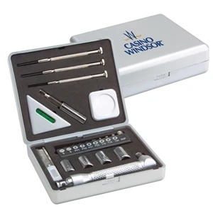 22 Piece Tool Set. Includes Screwdriver Set, Tape Measure, Rachet And Socket Set