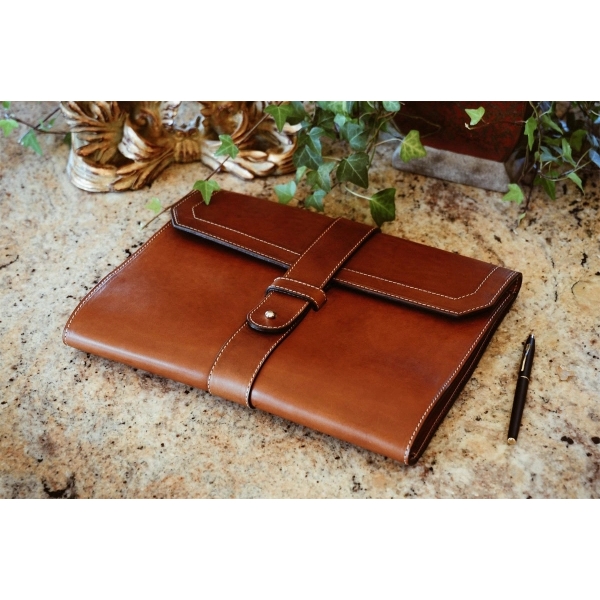 Vachetta Leather Large Padfolio - Terra - Vachetta Leather Large Padfolio - Terra - Image 0 of 10