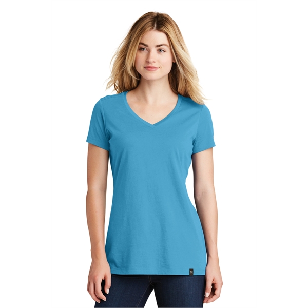 New Era Women's Heritage Blend V-Neck Tee. - New Era Women's Heritage Blend V-Neck Tee. - Image 6 of 76