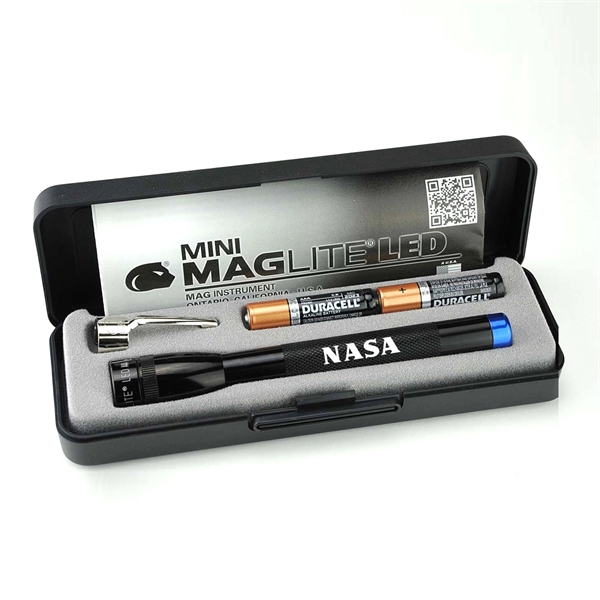 AAA Mini Mag Lite (R) LED Spectrum