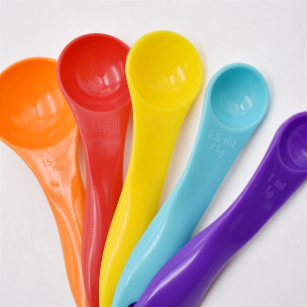Colored Plastic 5 In 1 Measuring Cup And Spoon Set - Colored Plastic 5 In 1 Measuring Cup And Spoon Set - Image 4 of 4