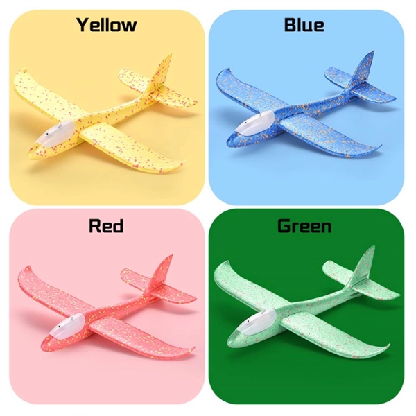 Throwing Foam Plane With Light - Throwing Foam Plane With Light - Image 0 of 5