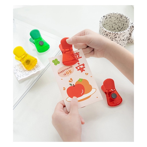 House Magnetic Memo Clip With Strong Grip - House Magnetic Memo Clip With Strong Grip - Image 3 of 4
