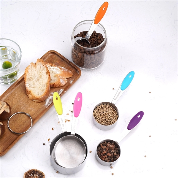 5 In 1 Measuring Cups And Spoons Set With Silicone Handles - 5 In 1 Measuring Cups And Spoons Set With Silicone Handles - Image 1 of 3