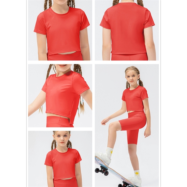 Girls Short Sleeve Side Slit Hem Tee T-Shirt - Girls Short Sleeve Side Slit Hem Tee T-Shirt - Image 2 of 4