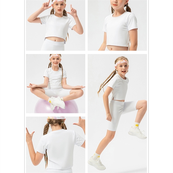 Girls Short Sleeve Side Slit Hem Tee T-Shirt - Girls Short Sleeve Side Slit Hem Tee T-Shirt - Image 3 of 4