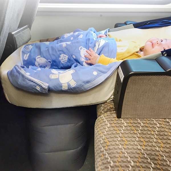 Inflatable Travel Foot Rest Pillow & Kids Airplane Bed - Inflatable Travel Foot Rest Pillow & Kids Airplane Bed - Image 9 of 11