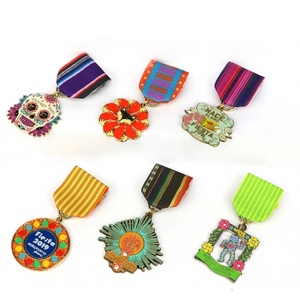 Costum Military Badge Medal - Costum Military Badge Medal - Image 3 of 3