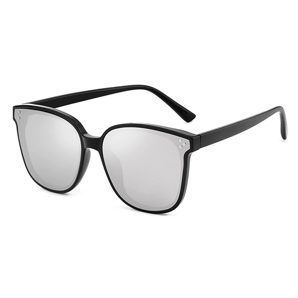 Matte Polarized Sunglasses - Matte Polarized Sunglasses - Image 5 of 6