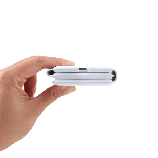 Chi-Charge Stack 3-in-1 Fast Charge Mat for Apple & Android - Chi-Charge Stack 3-in-1 Fast Charge Mat for Apple & Android - Image 4 of 32