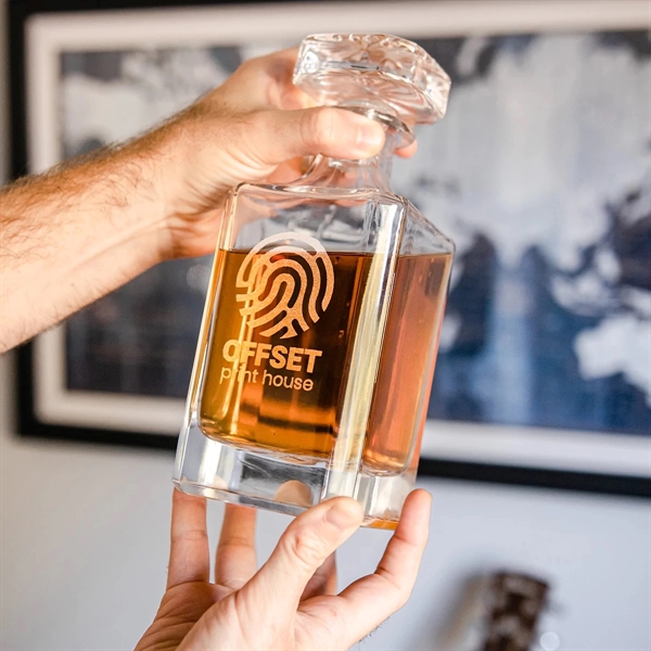 Engraved Decanter & 2 Glasses - Wood Gift Box Set - Engraved Decanter & 2 Glasses - Wood Gift Box Set - Image 2 of 6