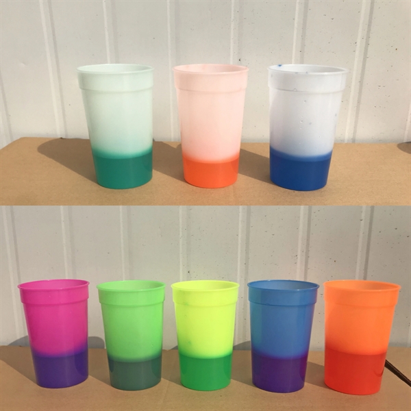 12 oz Reusable PP Plastic Party Stadium Color Changing Cups - 12 oz Reusable PP Plastic Party Stadium Color Changing Cups - Image 1 of 2