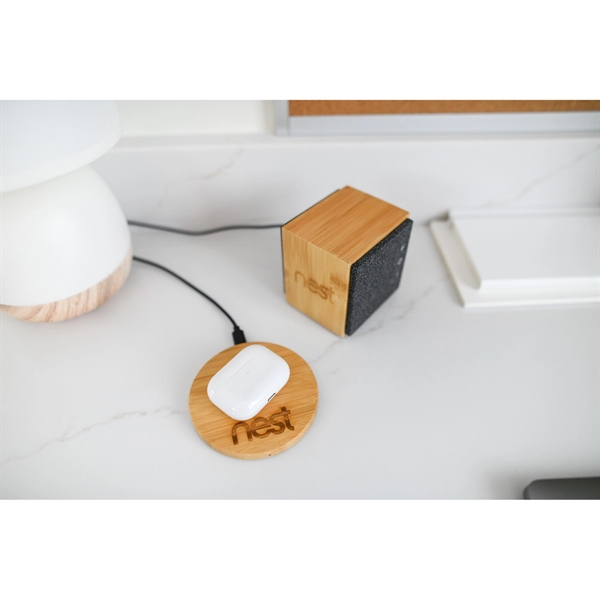 Auden Bamboo Wireless Charger - Auden Bamboo Wireless Charger - Image 4 of 6