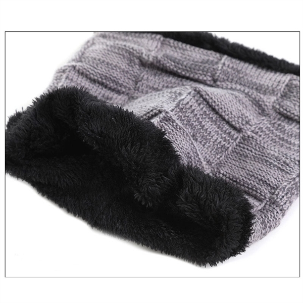 Custom Cold-Weather set contains a scarf  a beanie - Custom Cold-Weather set contains a scarf  a beanie - Image 3 of 4