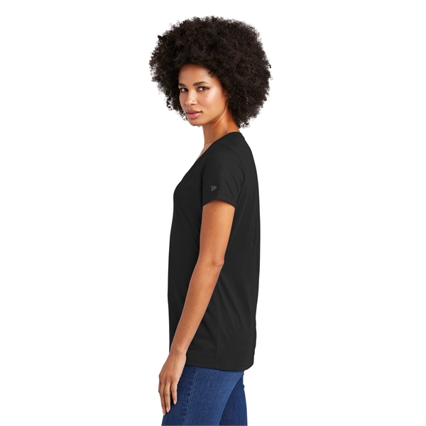 New Era Women's Heritage Blend V-Neck Tee. - New Era Women's Heritage Blend V-Neck Tee. - Image 41 of 76