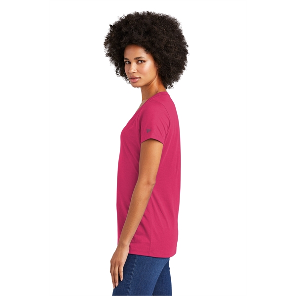 New Era Women's Heritage Blend V-Neck Tee. - New Era Women's Heritage Blend V-Neck Tee. - Image 43 of 76