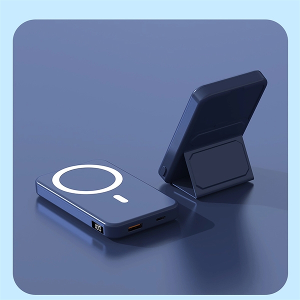 Magnetic Wireless Power Bank With Foldable Holder - Magnetic Wireless Power Bank With Foldable Holder - Image 7 of 7