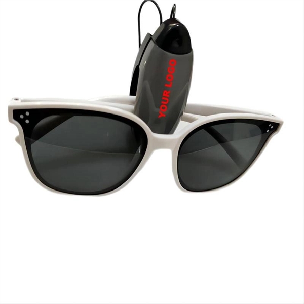 Sunvisor Sunglass Clip - Sunvisor Sunglass Clip - Image 2 of 3