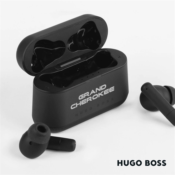 Hugo Boss Gear Matrix Wireless Earphones - Hugo Boss Gear Matrix Wireless Earphones - Image 4 of 15